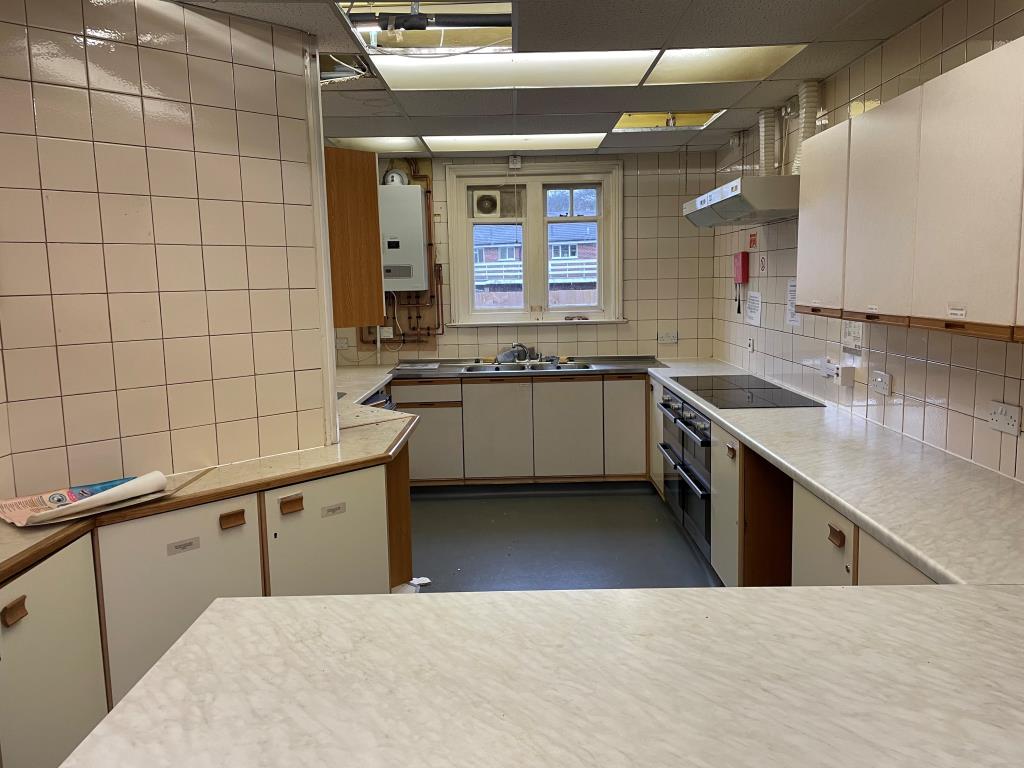 Lot: 134 - FORMER VILLAGE HALL WITH CONSENT FOR CONVERSION INTO SIX RESIDENTIAL DWELLINGS - Kitchen
